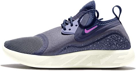 Nike Women's Lunarcharge Essential Running Shoe